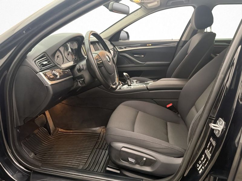 BMW 520 bild 11