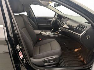 BMW 520 bild 21