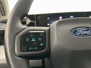 Ford Explorer bild 17