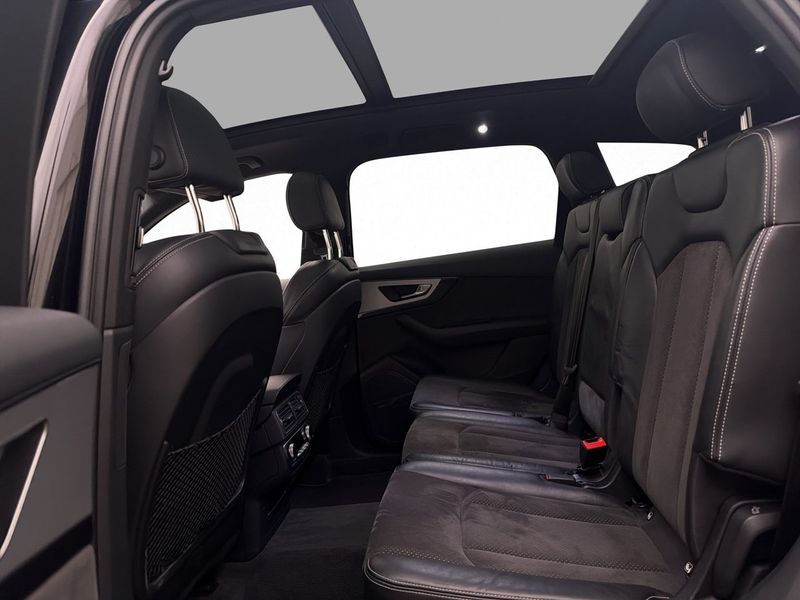 Audi Q7 bild 32