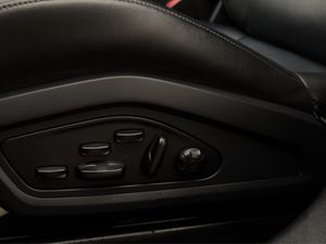 Porsche Taycan bild 13