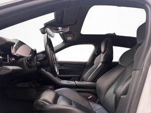 Porsche Taycan bild 11