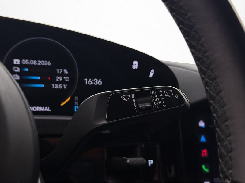 Porsche Taycan bild 22