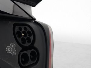 Tesla Model Y bild 29