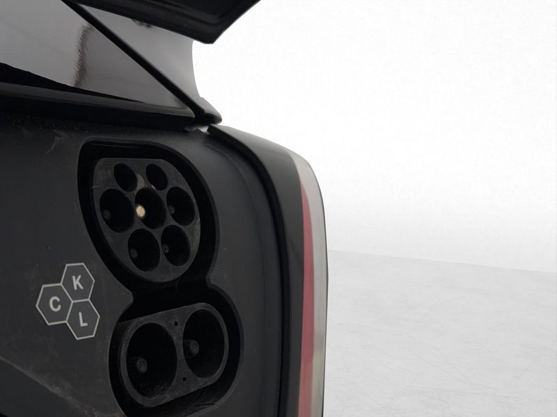 Tesla Model Y bild 29