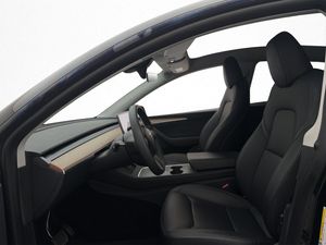 Tesla Model Y bild 12