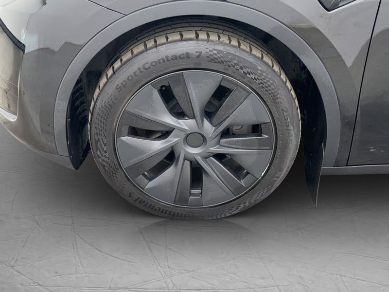 Tesla Model Y bild 30