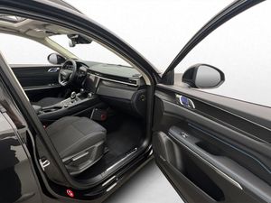 Lynk & Co 01 bild 28