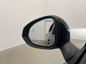 Lynk & Co 01 bild 11