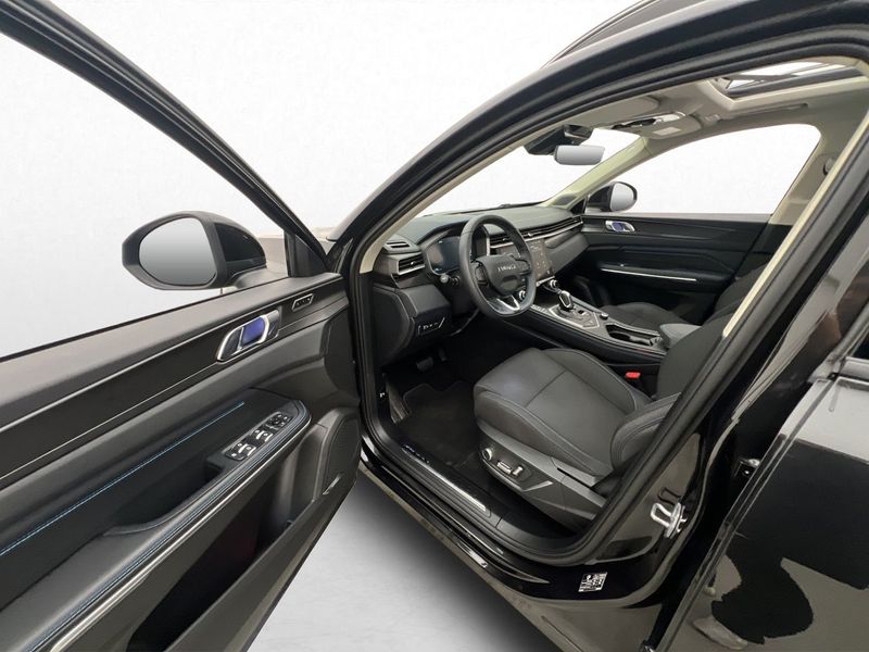 Lynk & Co 01 bild 12