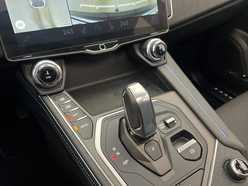 Lynk & Co 01 bild 26