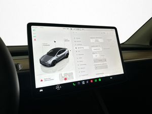 Tesla Model Y bild 21