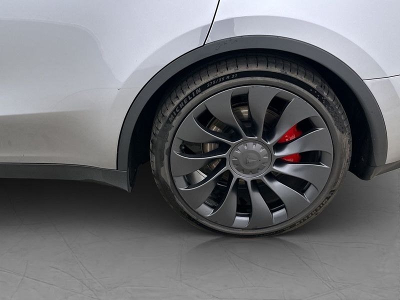 Tesla Model Y bild 30