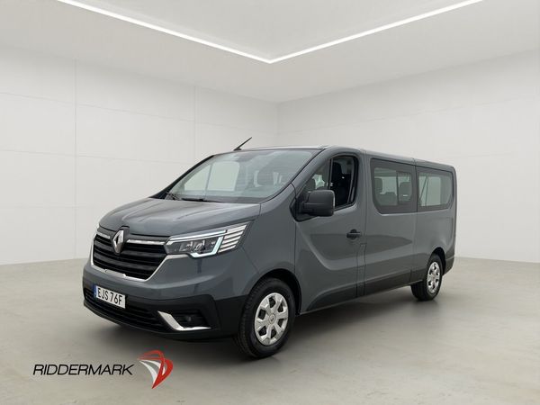 Renault Trafic Passenger Lång LED Kamera CARPLAY 9-Sits Moms - 2022
