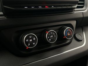 Renault Trafic bild 24