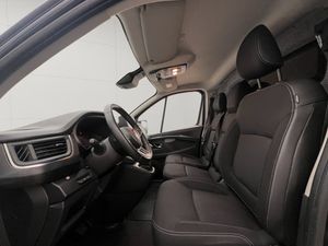Renault Trafic bild 17