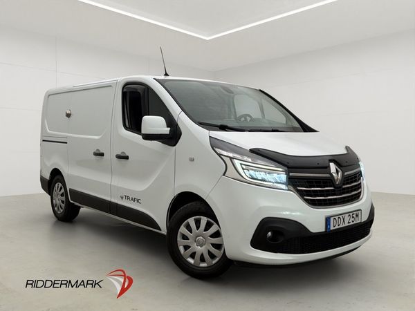 Renault Trafic 2.0dCi Värmare 3-Sits Dragkrok LED B-Kamera - 2020