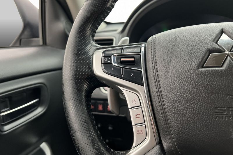 Mitsubishi L200 bild 22