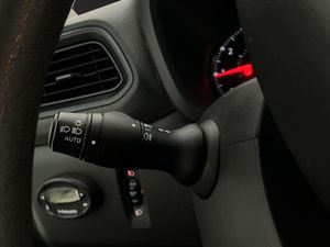 Nissan Interstar bild 16