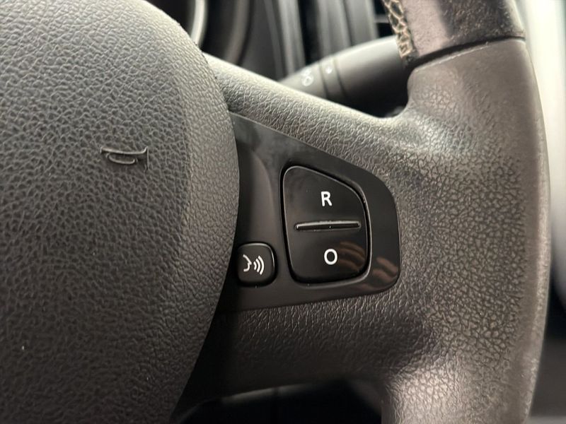Renault Trafic bild 19