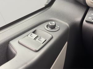 Renault Trafic bild 17