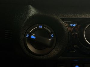 Toyota Hilux bild 27