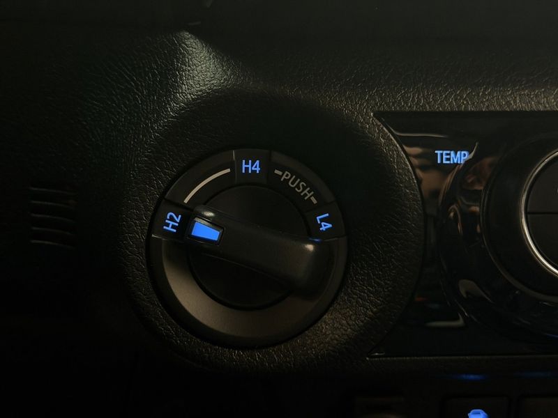 Toyota Hilux bild 27