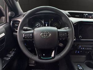 Toyota Hilux bild 16