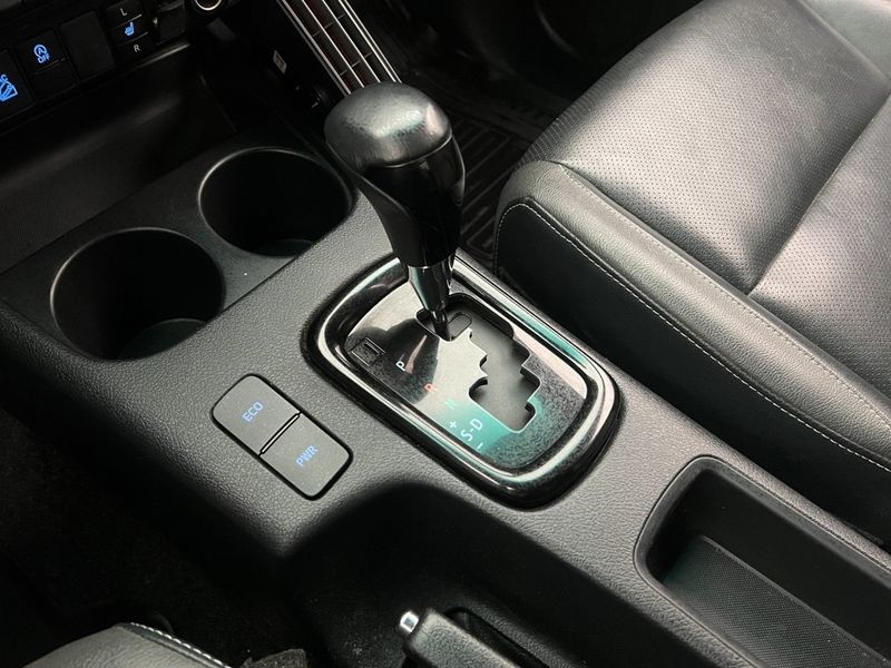 Toyota Hilux bild 26