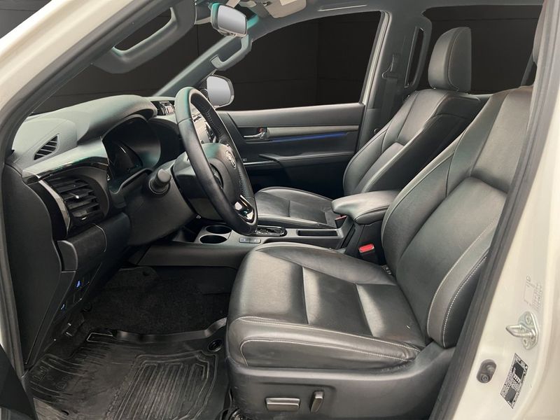 Toyota Hilux bild 16