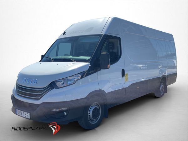 Iveco Daily L4H2 FLYTTBIL Värm PDC 3-Sits Farthållare Moms - 2023