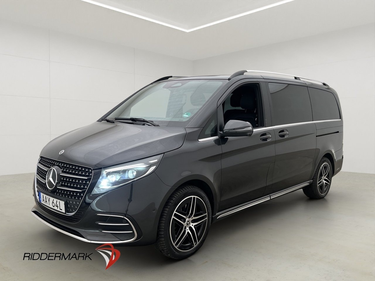 Mercedes V300
