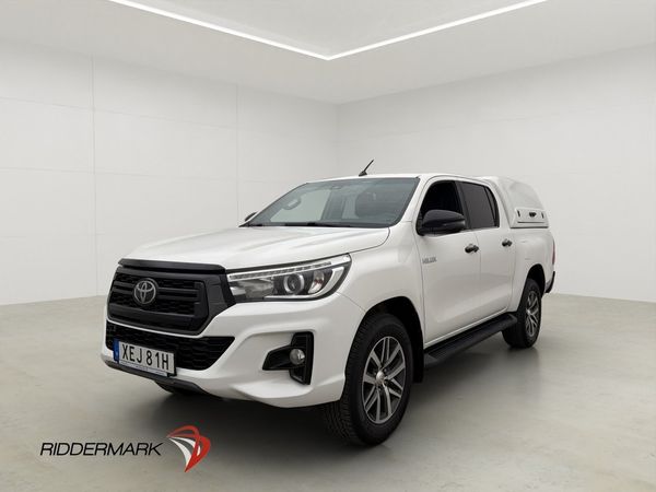 Toyota Hilux Invincible 2.4 AWD M/K-Värmare Drag Skinn Moms - 2020