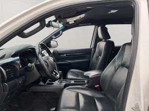 Toyota Hilux bild 18