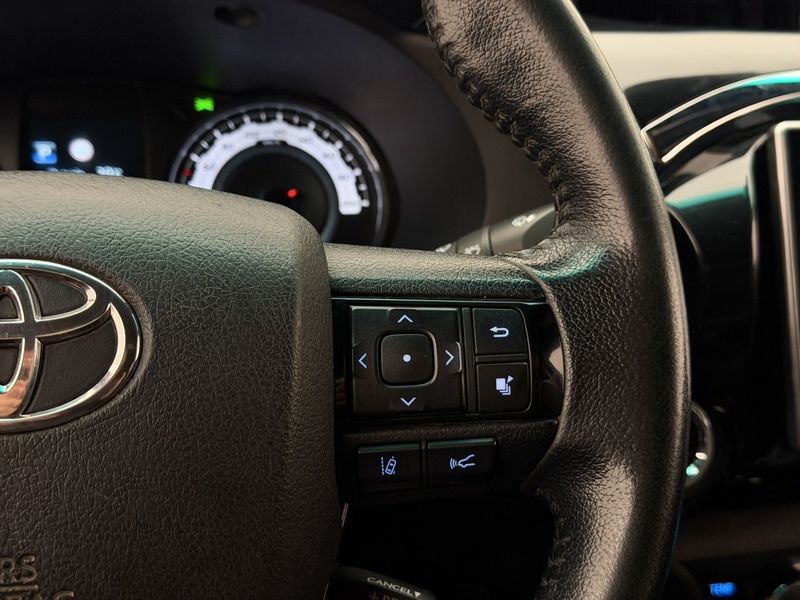 Toyota Hilux bild 22