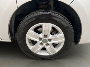 Opel Vivaro bild 25