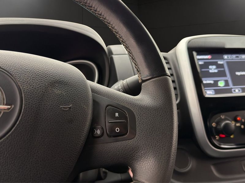 Opel Vivaro bild 18