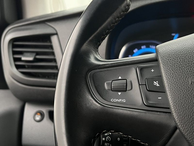Peugeot e-Expert bild 17