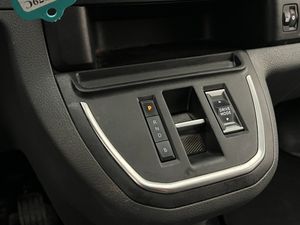 Peugeot e-Expert bild 24