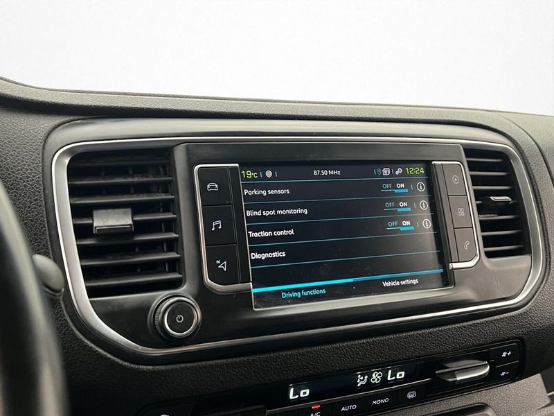 Peugeot e-Expert bild 22