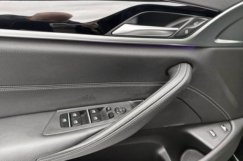 BMW 530 bild 15