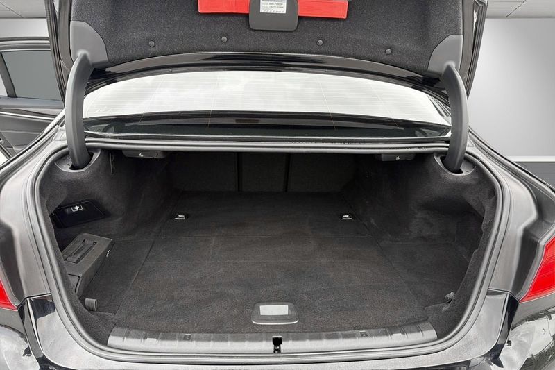 BMW 530 bild 14