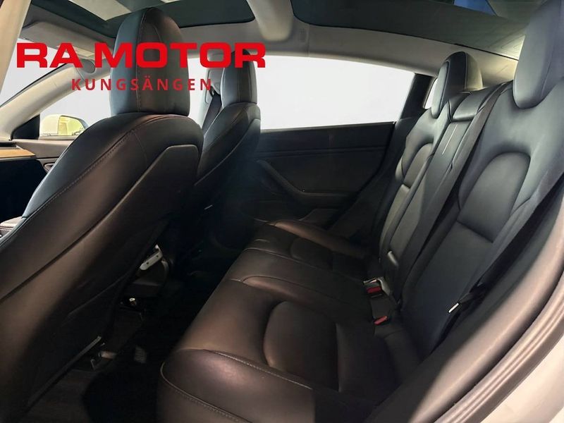 Tesla Model 3 bild 12