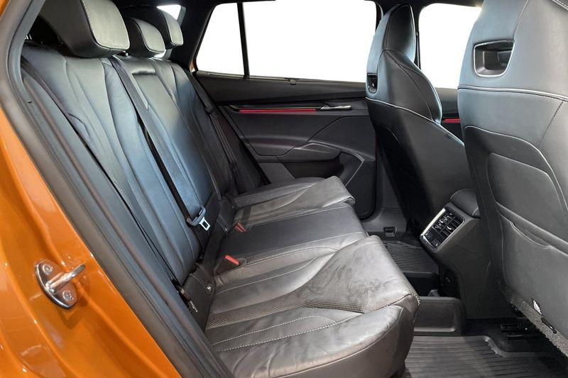 Skoda Enyaq bild 17