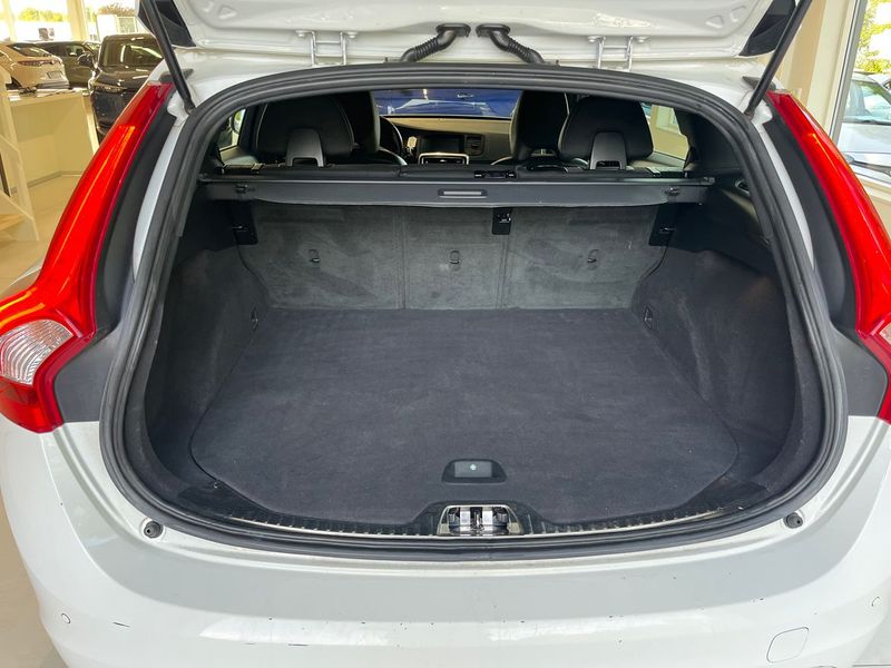 Volvo V60 bild 5
