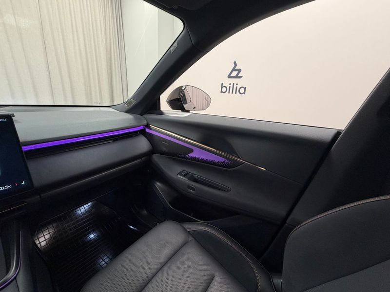 Lynk & Co 08 bild 25
