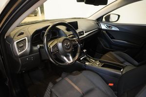 Mazda 3 bild 2