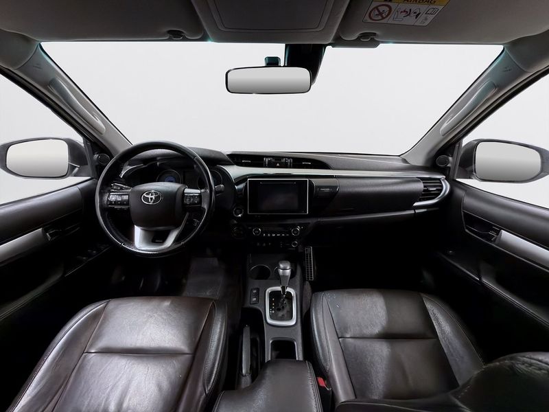 Toyota Hilux bild 10