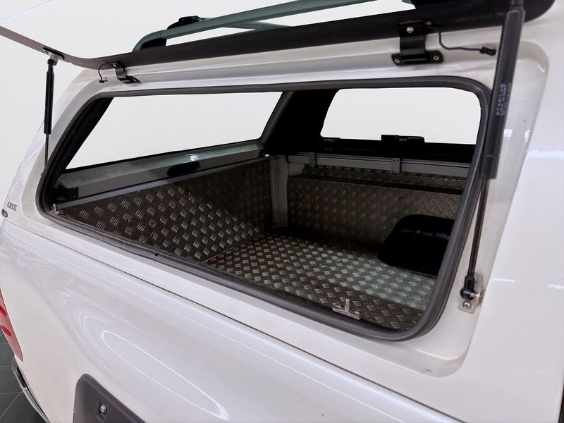 Toyota Hilux bild 16