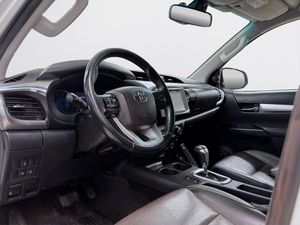Toyota Hilux bild 8